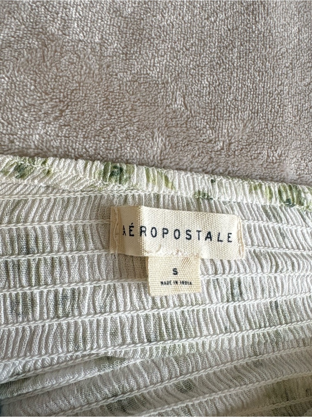 Aeropostale White Dress with Light Green Floral Print - Picture 2 of 8